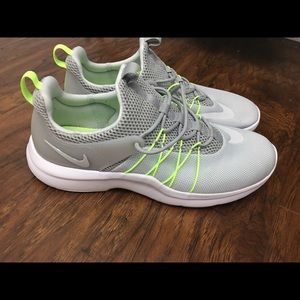 Nike Tennis Shoes