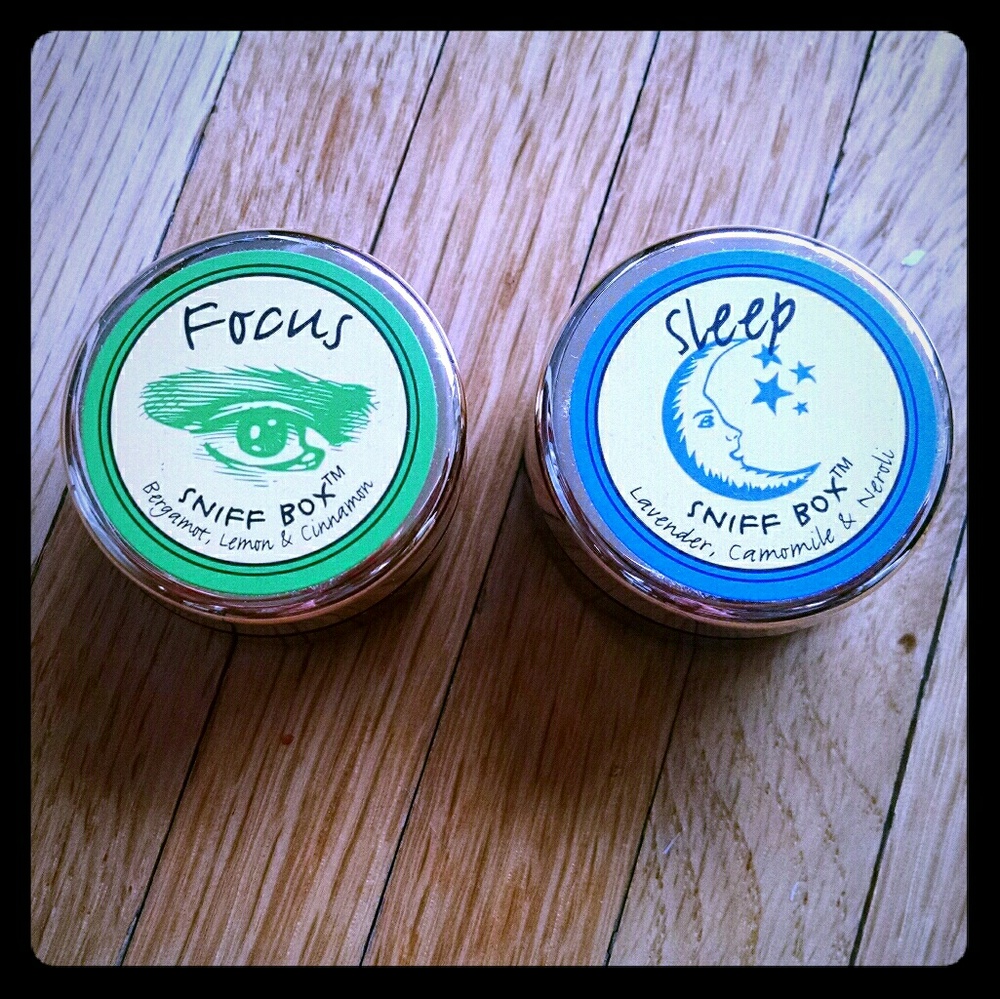 Essential oils snuff boxes