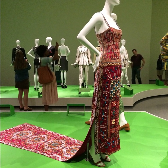 Let me style you! Meet your Posher, Joi. All designer brands & original designs! - Picture 2 of 14