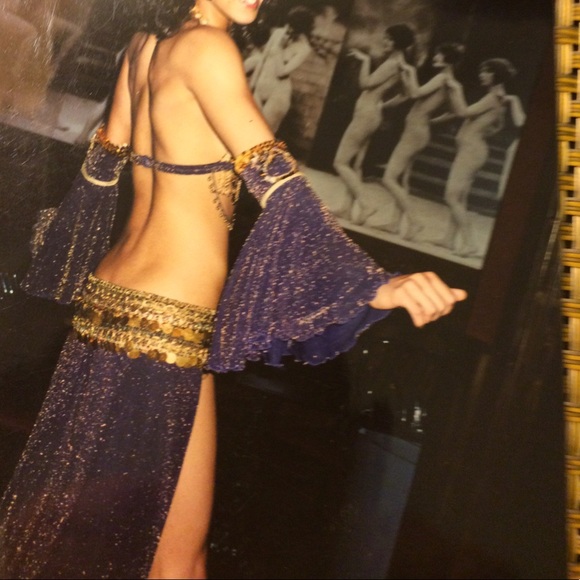 Let me style you! Meet your Posher, Joi. All designer brands & original designs! - Picture 4 of 14