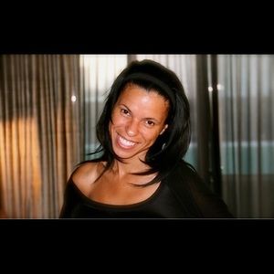 Meet your Posher, Kendra