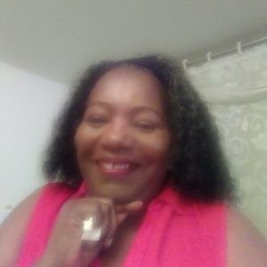 Meet your Posher, Paula