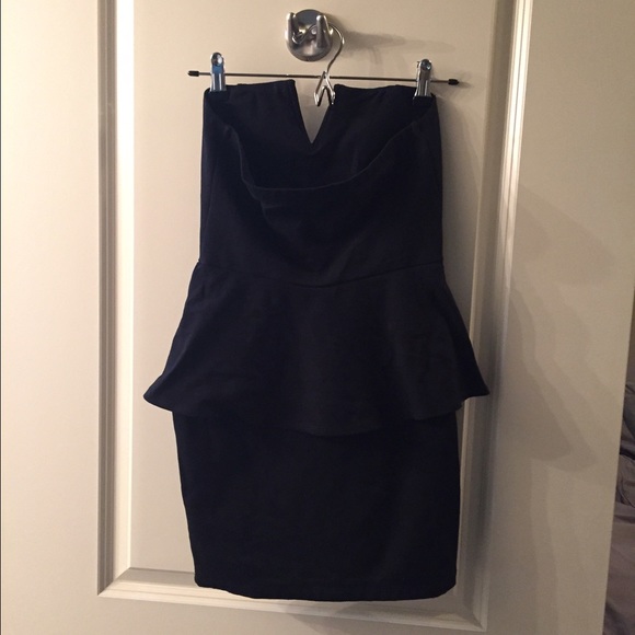 Lulu's LBD! - Picture 3 of 5