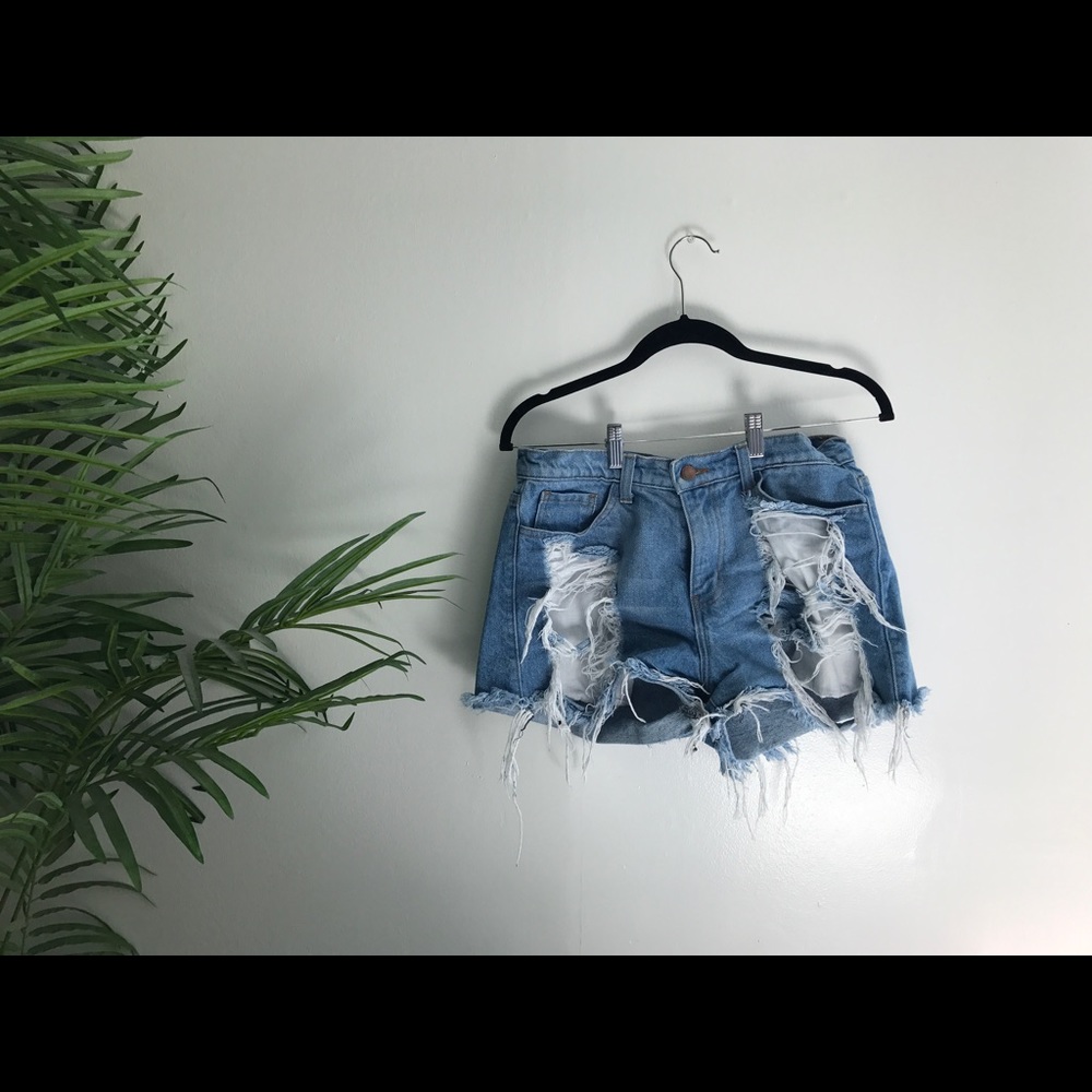 Extra Ripped Jean Shorts - Picture 3 of 3