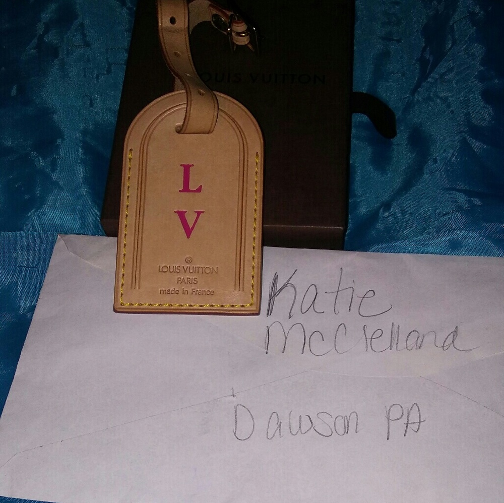 Louis vuitton luggage tag