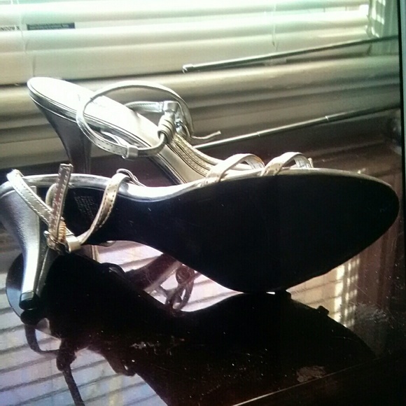 Sandals - Picture 2 of 2