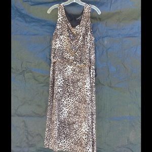 Jessica Howard cheetah print sleeveless dress.