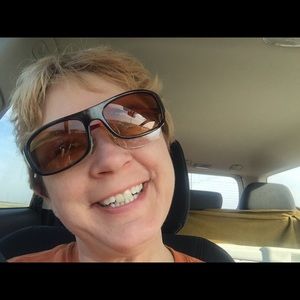 Meet your Posher, Cheryll