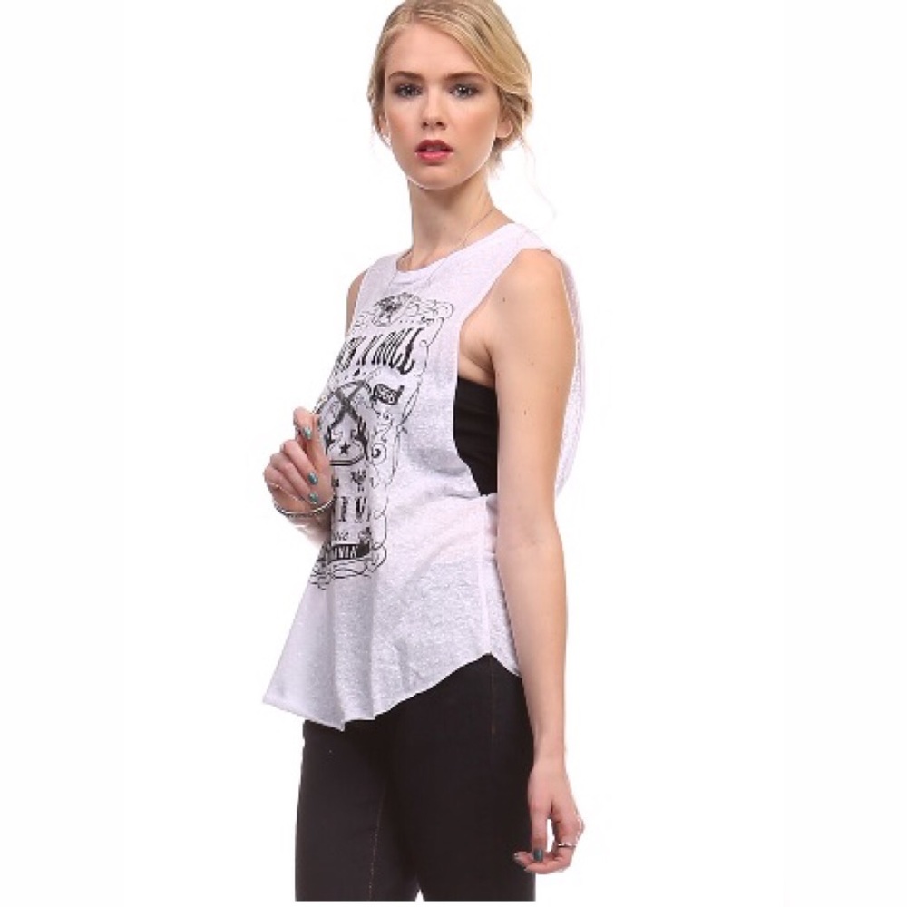 Destiny Graphic Top  - Picture 2 of 5