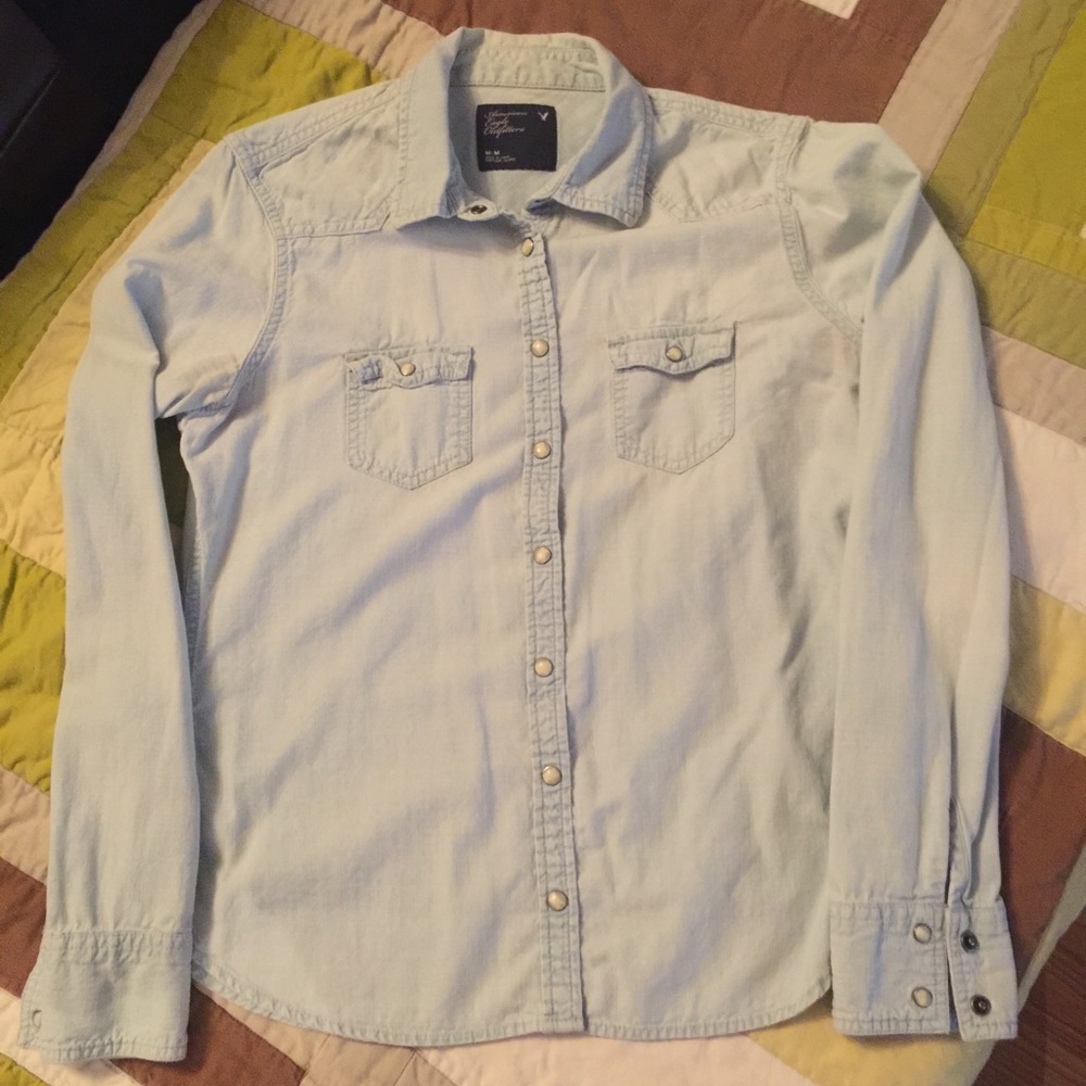 American Eagle light Denim shirt