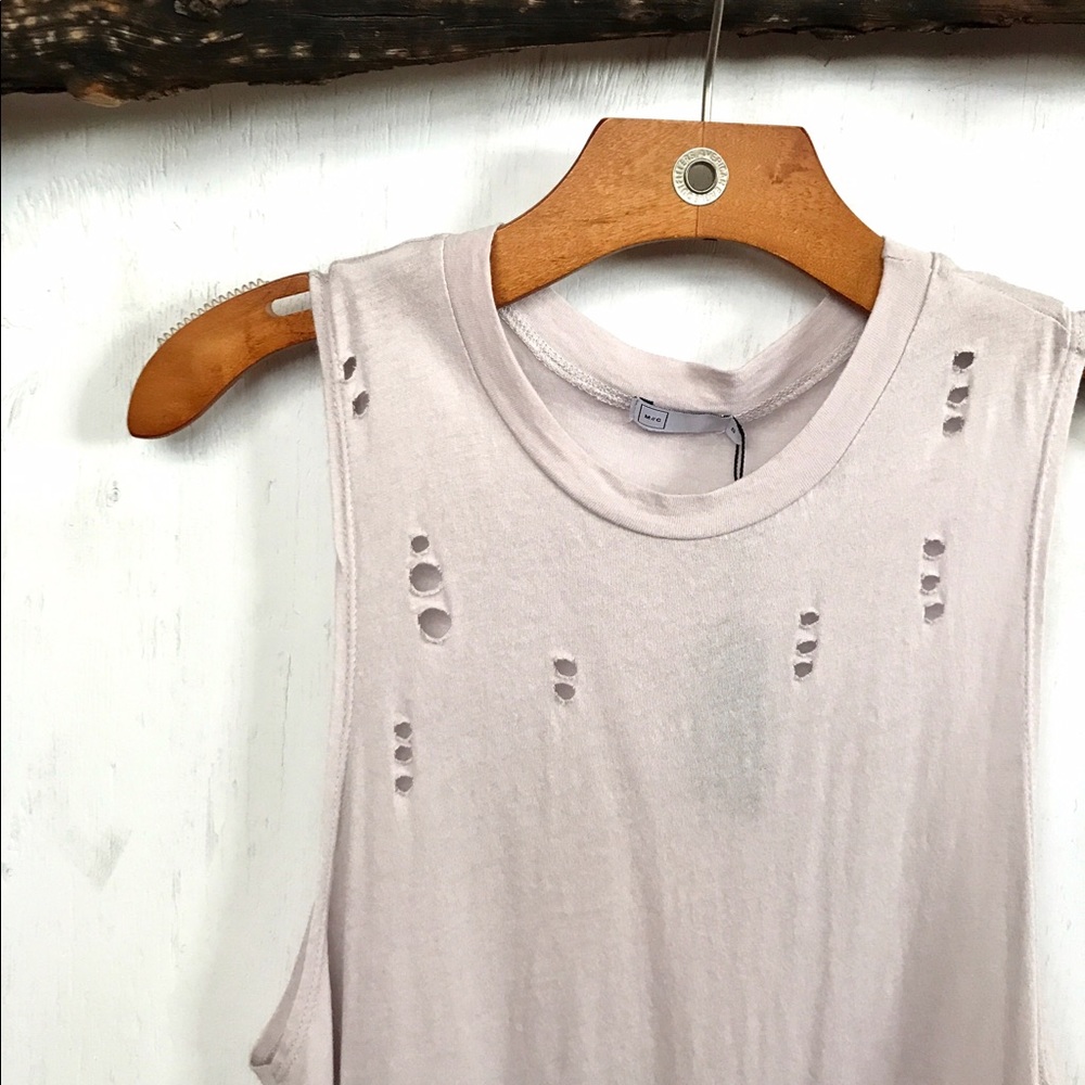 Distressed Muscle Tee - Picture 5 of 7