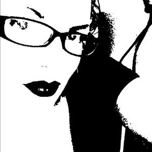 Meet your Posher, Nina