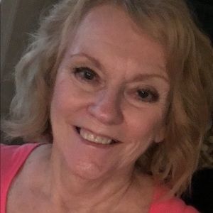 Meet your Posher, Dana