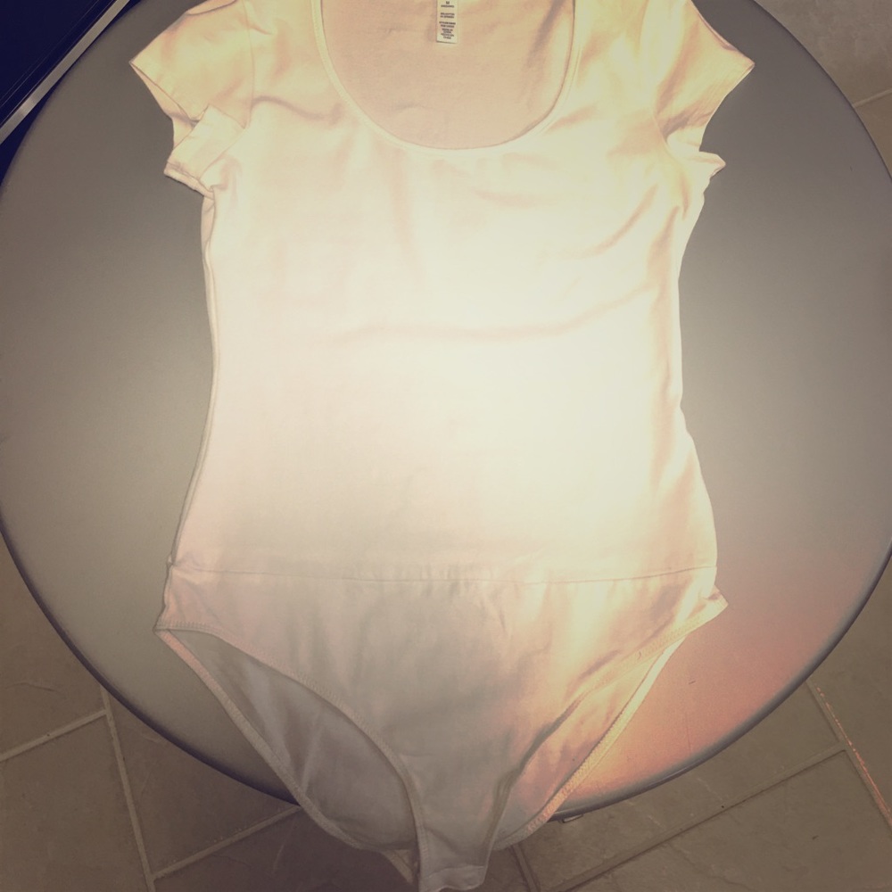 White-T body suit