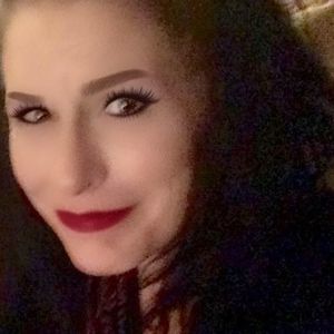 Meet your Posher, Renee