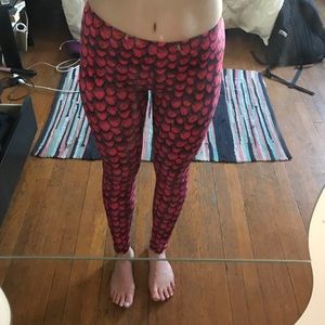 Red & black leggings