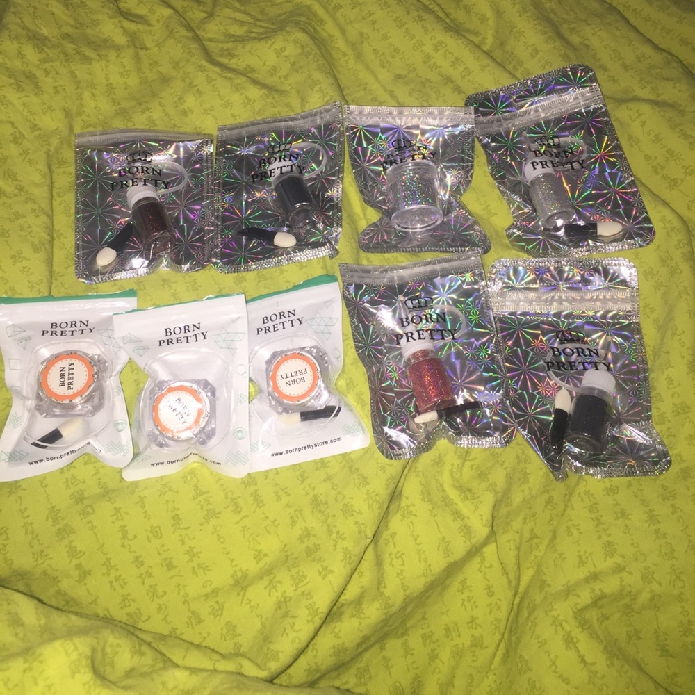 9 holographic glitters born Pretty