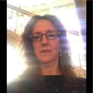 Meet your Posher, Sandi