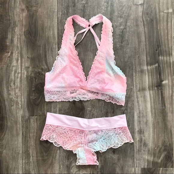 PINK Victoria's Secret Other - • vs pink | cloud tie dye set •