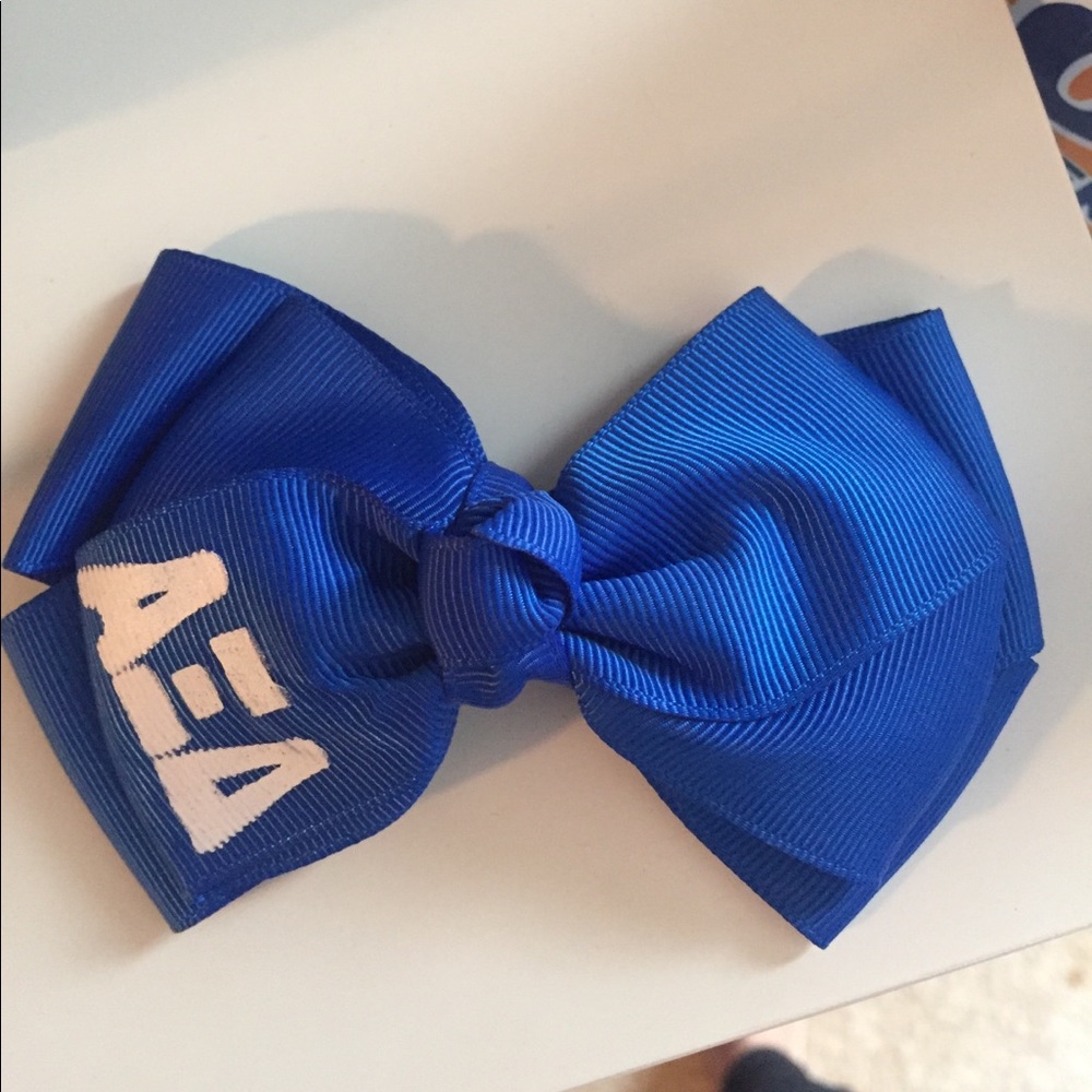 Alpha xi delta blue clip in bow