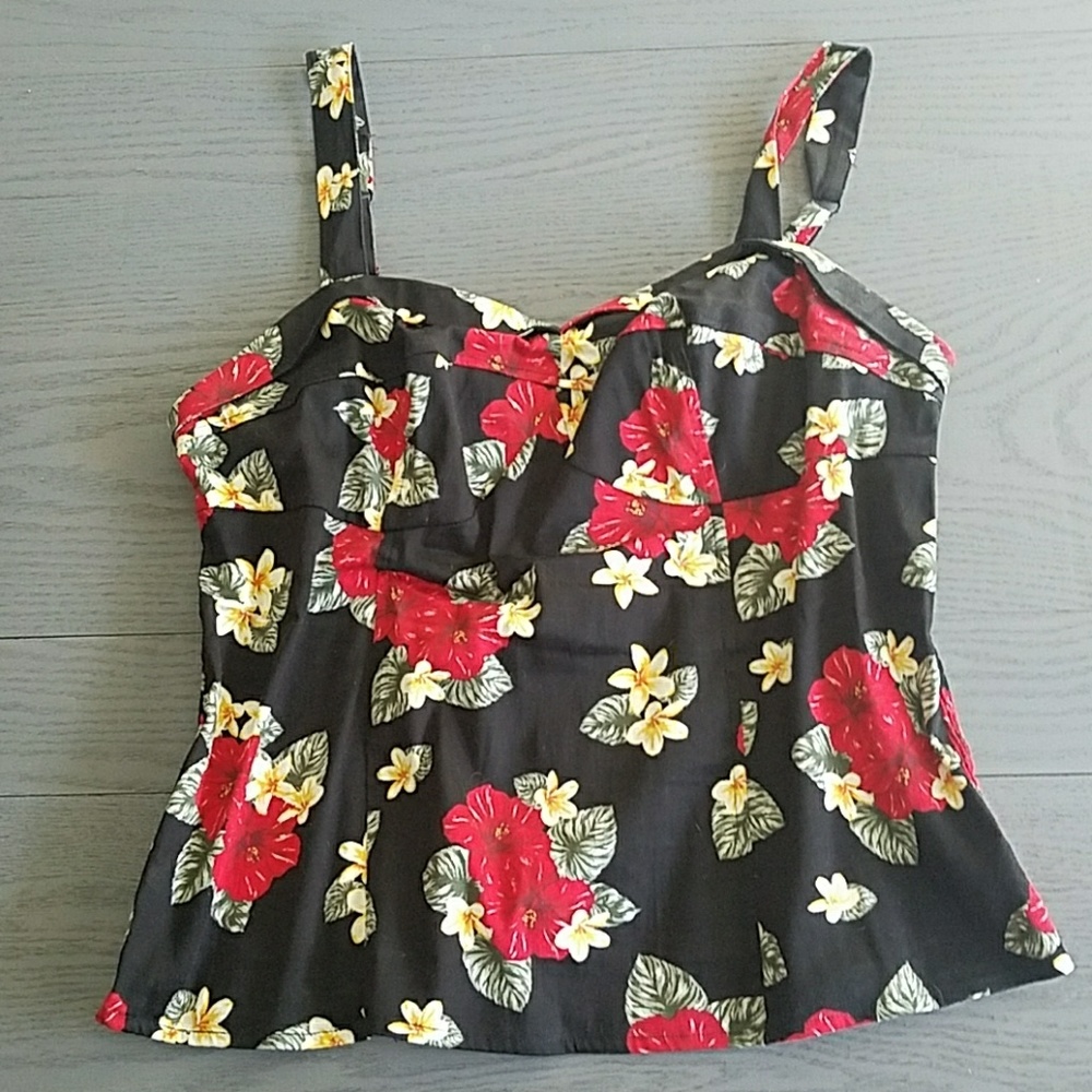 Torrid tropical tiki top size 1