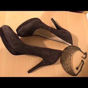 Brown Nine West Heels