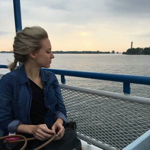 Meet your Posher, Kaitlin