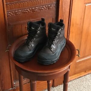 Winter boots men's 7 women's 8/8.5