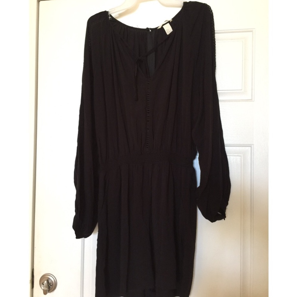 Comfy Black long sleeve shorts romper