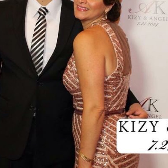 Gorgeous cachè dress - Picture 3 of 5