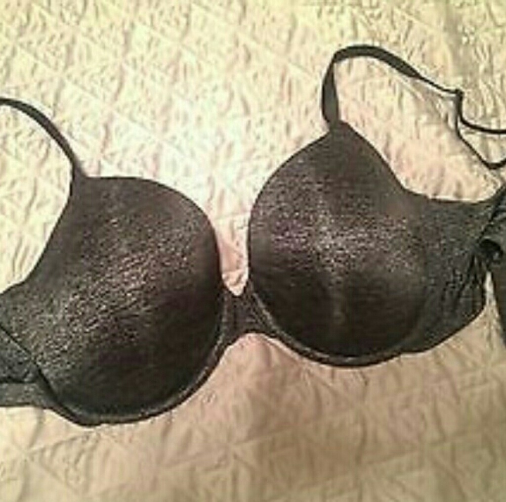 Victoria's Secret demi lift bra