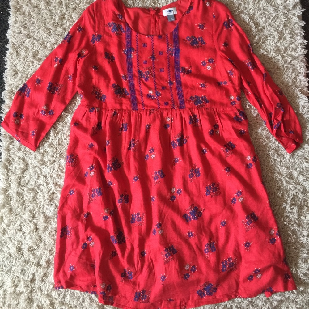 Beautiful spring/summer dress!