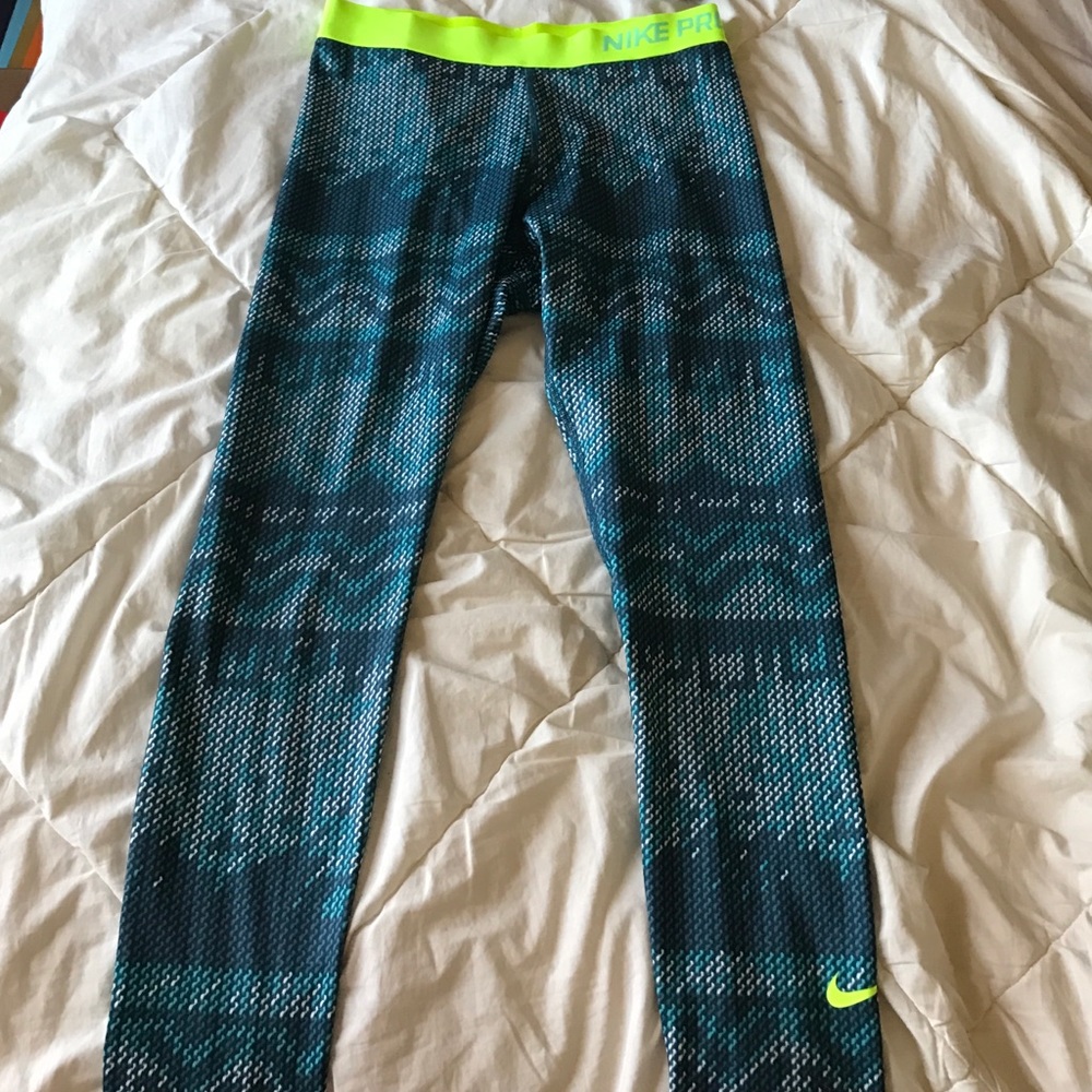 Nike Pro Dri-fit winter leggings
