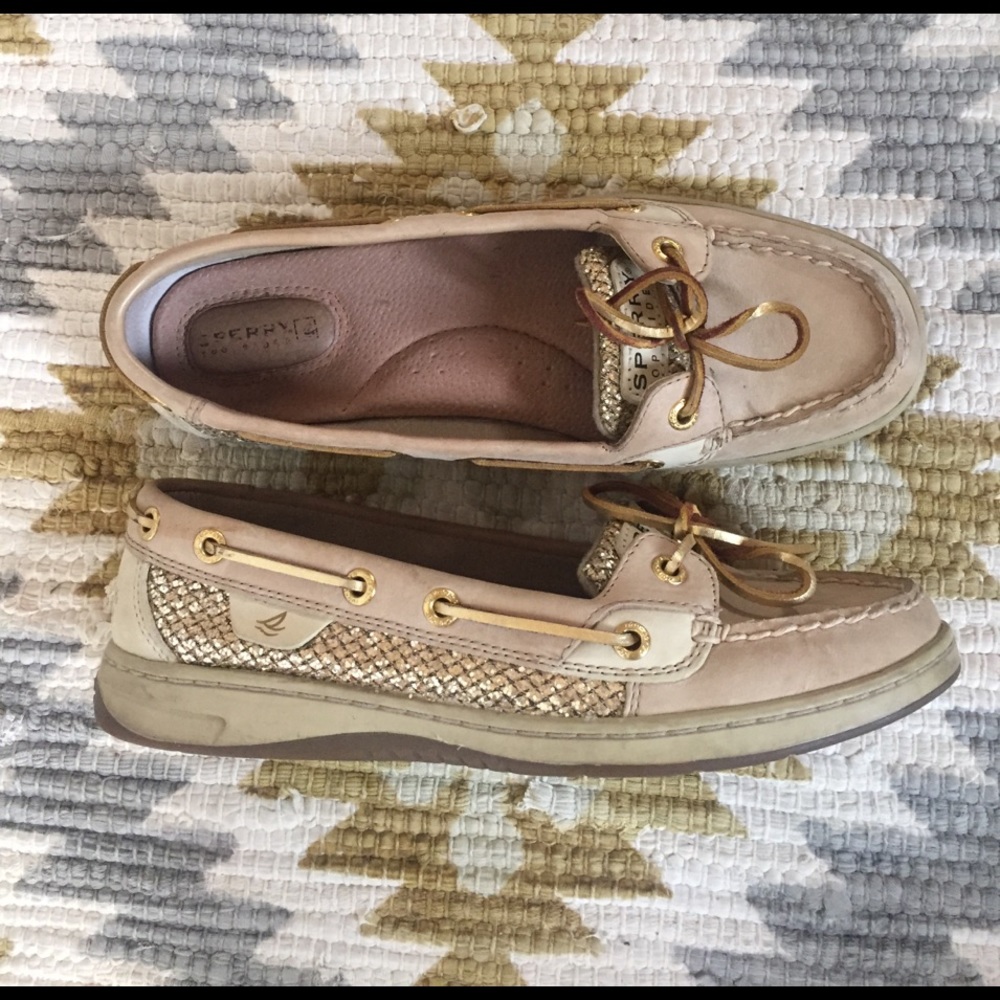 SALE❗️Gold Sperrys✨