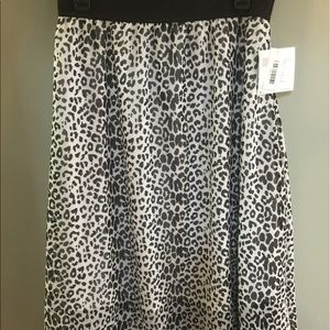 BNWT LLR Lola skirt M hard to find price is firm