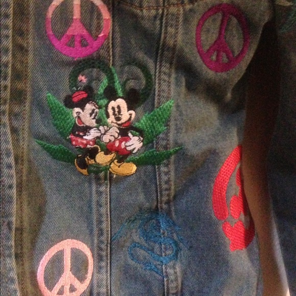 One Of A Kind Bohemian Embroidered Jacket - Picture 6 of 8