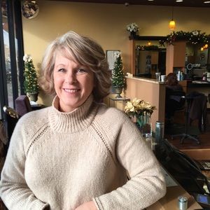 Meet your Posher, Christy