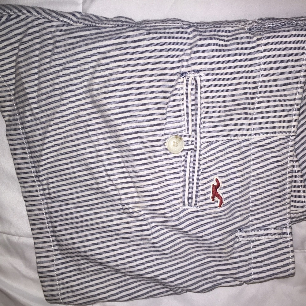 Hollister pin stripped shorts!