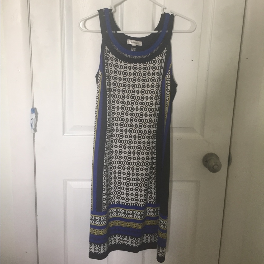 Adorable mid mod shift dress!