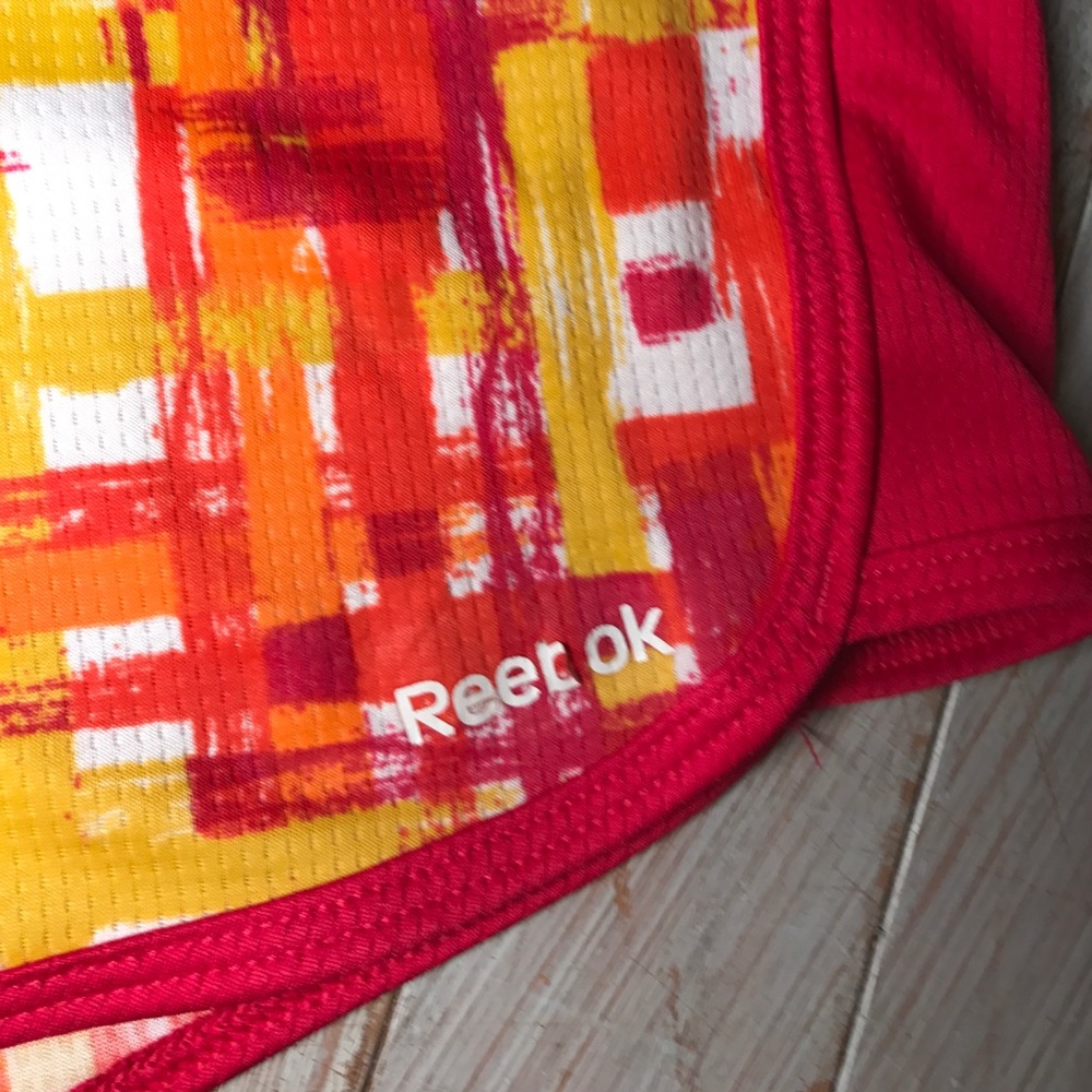 Youth Large Reebok Running Shorts - Picture 2 of 3