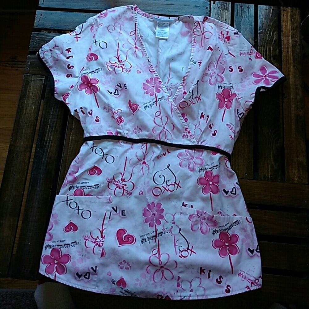 Scrub Top