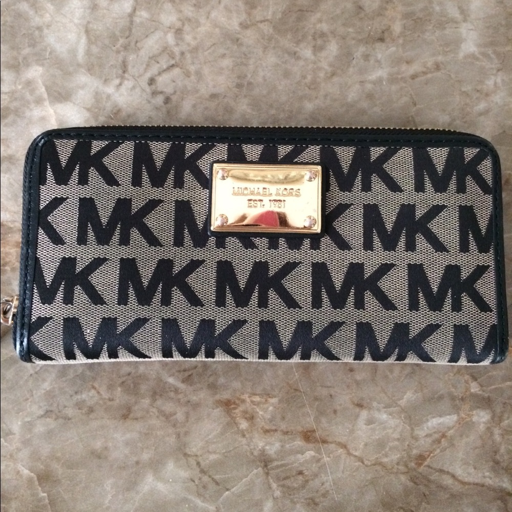 Authentic Michael Kors Wallet