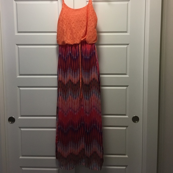 Dresses & Skirts - Dress