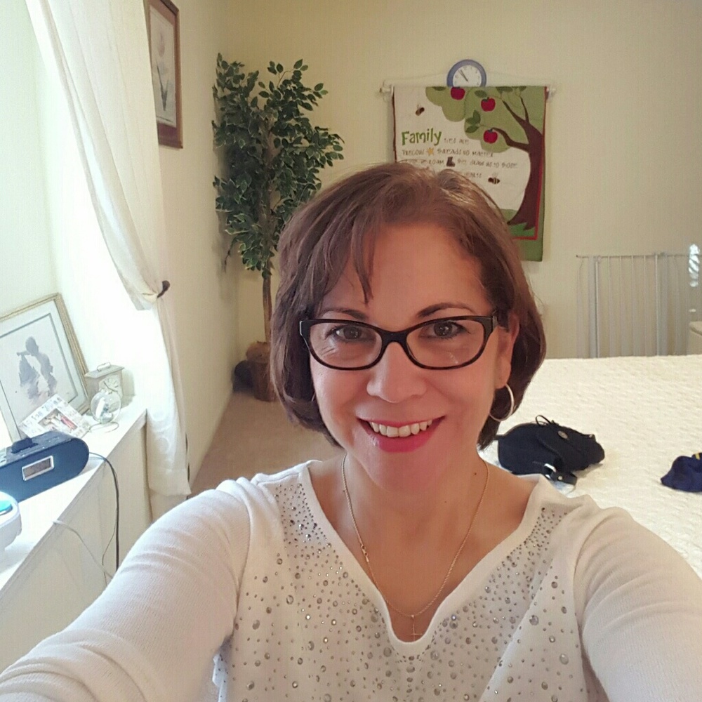 Meet your Posher, Monica