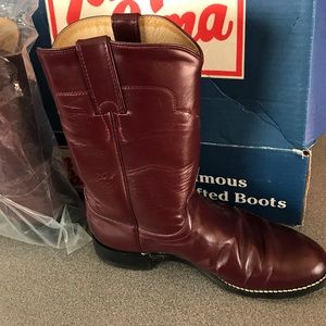 Tony Lama boots. Style7507. Reg #95793. Size 7c.