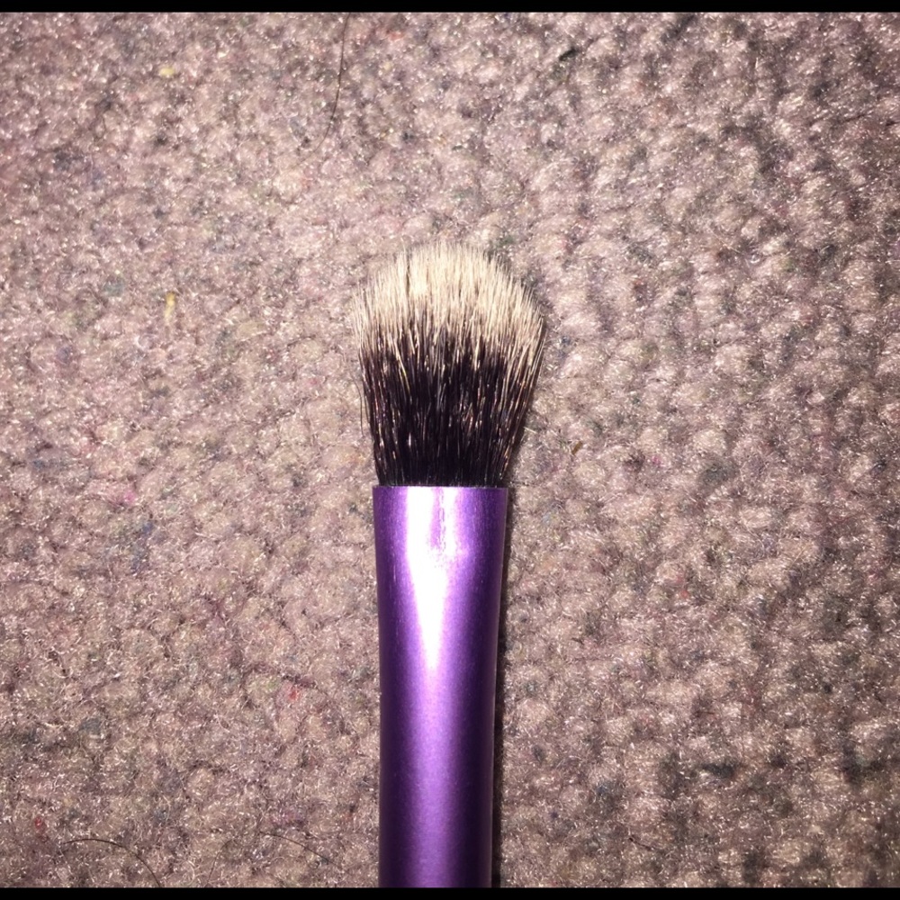 Real Techniques Base Shadow Brush (& free mascara)