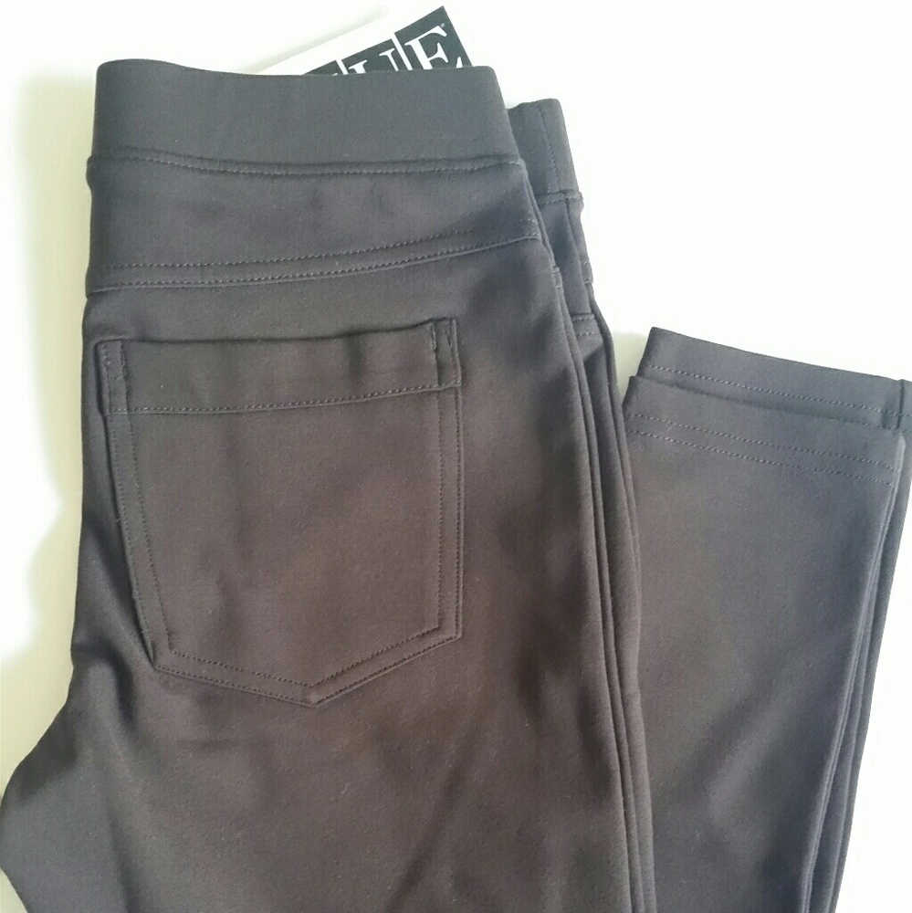 HUE  Chocolate Brown Leggings size XS - New!!