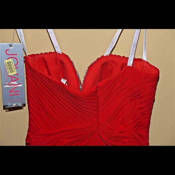 NWT never worn. Jovani Size 6. Extra sequins. - Picture 8 of 8