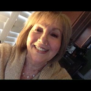 Meet your Posher, Joan