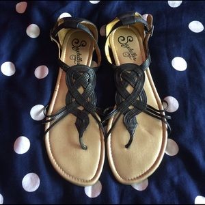 Black straps sandals